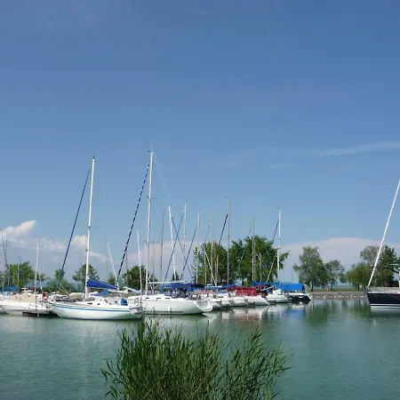 Maison d'hôtes Balaton Art Balatonszárszó